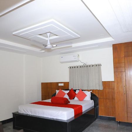 Hotel New Maruthi Inn, Lb Nagar Hyderabad Exterior photo