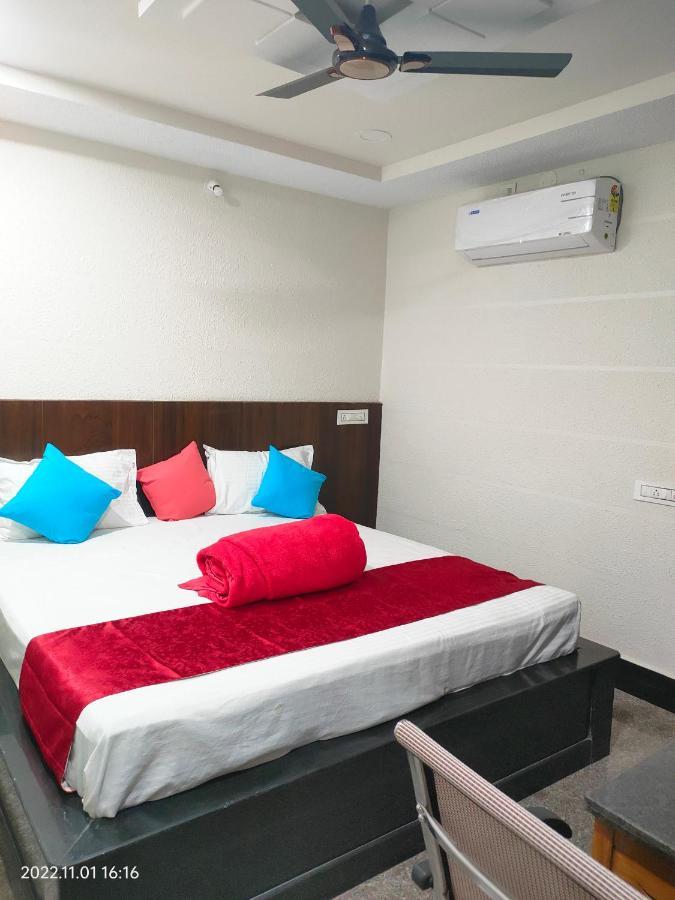 Hotel New Maruthi Inn, Lb Nagar Hyderabad Exterior photo