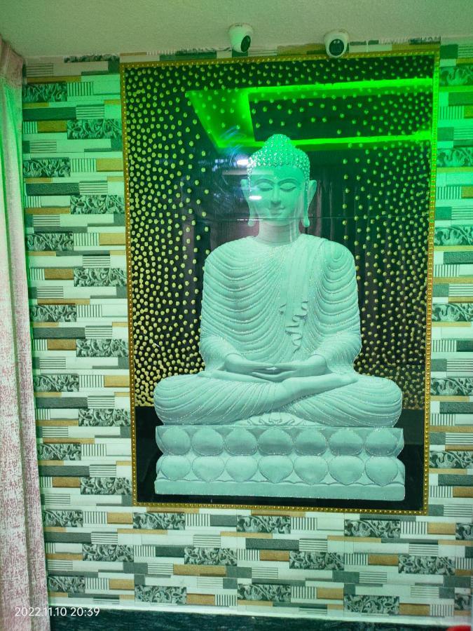 Hotel New Maruthi Inn, Lb Nagar Hyderabad Exterior photo