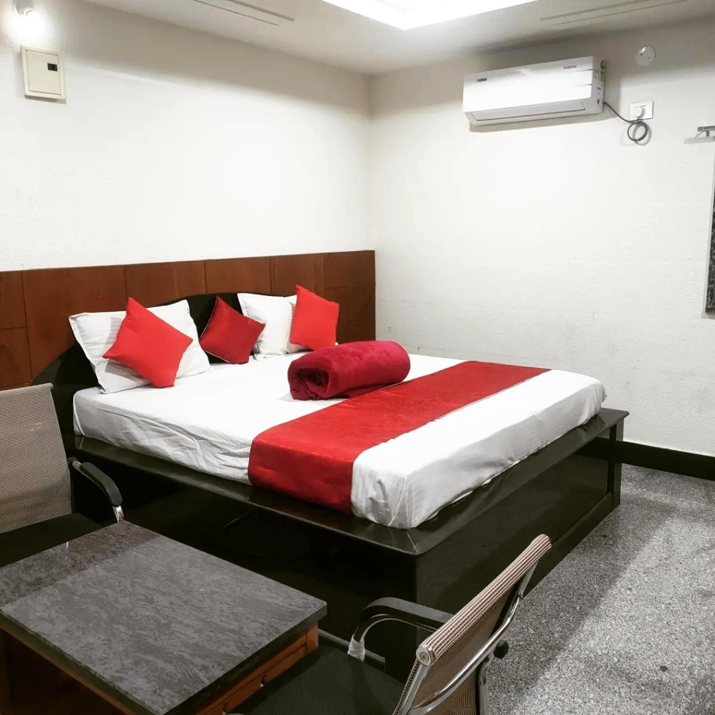 Hotel New Maruthi Inn, Lb Nagar Hyderabad Exterior photo